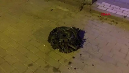 BURSA ÇALDIĞI OTOMOBİLİN LASTİĞİ PATLAYINCA, BAŞKA ARACIN LASTİĞİNİ SÖKÜP, DEĞİŞTİREREK KAÇTI