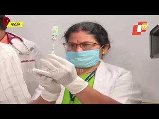 Covid-19 Vaccination | Dr Sunil Kota Becomes The First To Get First Dose In Ganjam