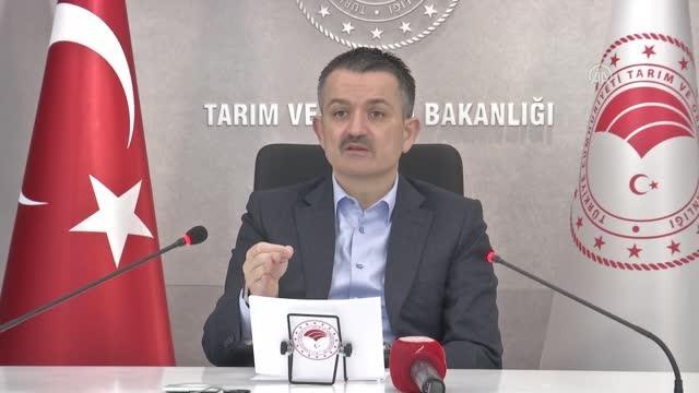Bakan Pakdemirli, video konferans yöntemiyle, Bakanlık personeliyle bayramlaştı (2)