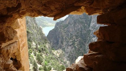 - Tahrip edilen Adana'nın Sümelası "Sin Manastırı" keşfedilmeyi bekliyor