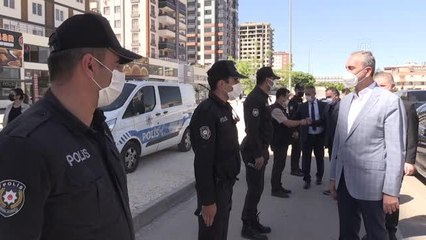 GAZİANTEP - Adalet Bakanı Gül infaz koruma memurlarıyla bayramlaştı