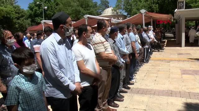 Son dakika haberi! GAZİANTEP'TE FİLİSTİN'DE ÖLENLER İÇİN GIYABİ CENAZE NAMAZI KILINDI