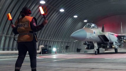 Israel intensifica ataques mas nega ofensiva terrestre