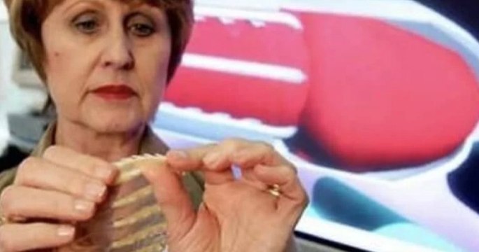 Pour protéger les femmes contre les viols, elle met au point un « préservatif féminin avec des dents »