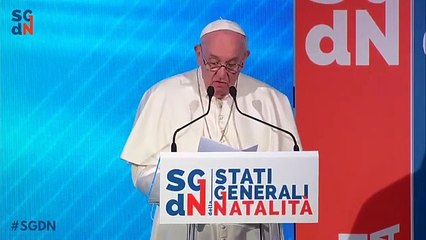 Papa Francesco: "Bene assegno unico per figli"