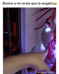 Le hago creer a mi novia que la engaño