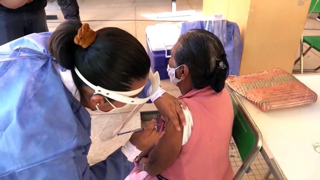 El mercado global de vacunas se complica México intenta acceder a más De eso va la gira de Ebrard