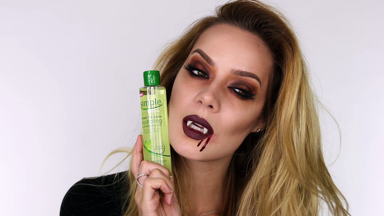Easy Vampire Makeup Halloween | Simple | Shonagh Scott | Ad