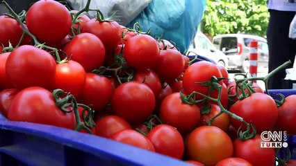 Ürünler çöp olmasın diye, esnaf kapı kapı geziyor
