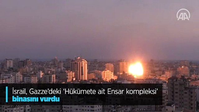 İsrail, Gazze'deki Hükümete ait Ensar kompleksi binasını vurdu