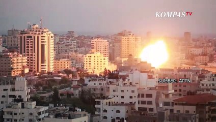 Momen Saat Ledakan Rudal Menyusul Suara Kumandang Azan di Barat Kota Gaza