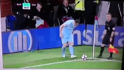 Fenerbahçe'nin istediği futbolcu Premier Lig'de rezil oldu