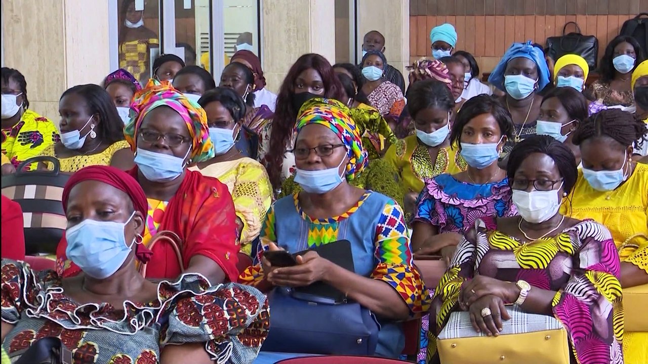 Société : La ministre Nassénéba Touré rencontre les organisations des femmes