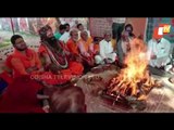 Sadhus Performing Hawan  During 'Magh Mela' in Prayagraj Over Farmers' Agitation