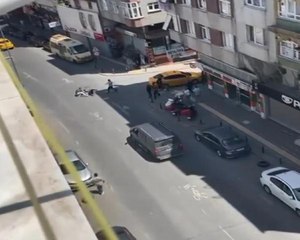 ZEYTİNBURNU'NDA KEMERLERLE BİRBİRLERİNE SALDIRDILAR