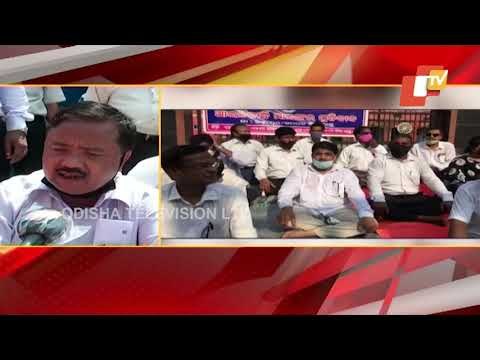 Balasore Bar Association Members Stage Dharna Before District Judge Court