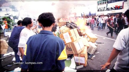 Télécharger la video: Kekerasan dan Penghilangan Paksa Peristiwa Mei 98 | Dua Dekade Mencari Jawab - BERKAS KOMPAS (1)