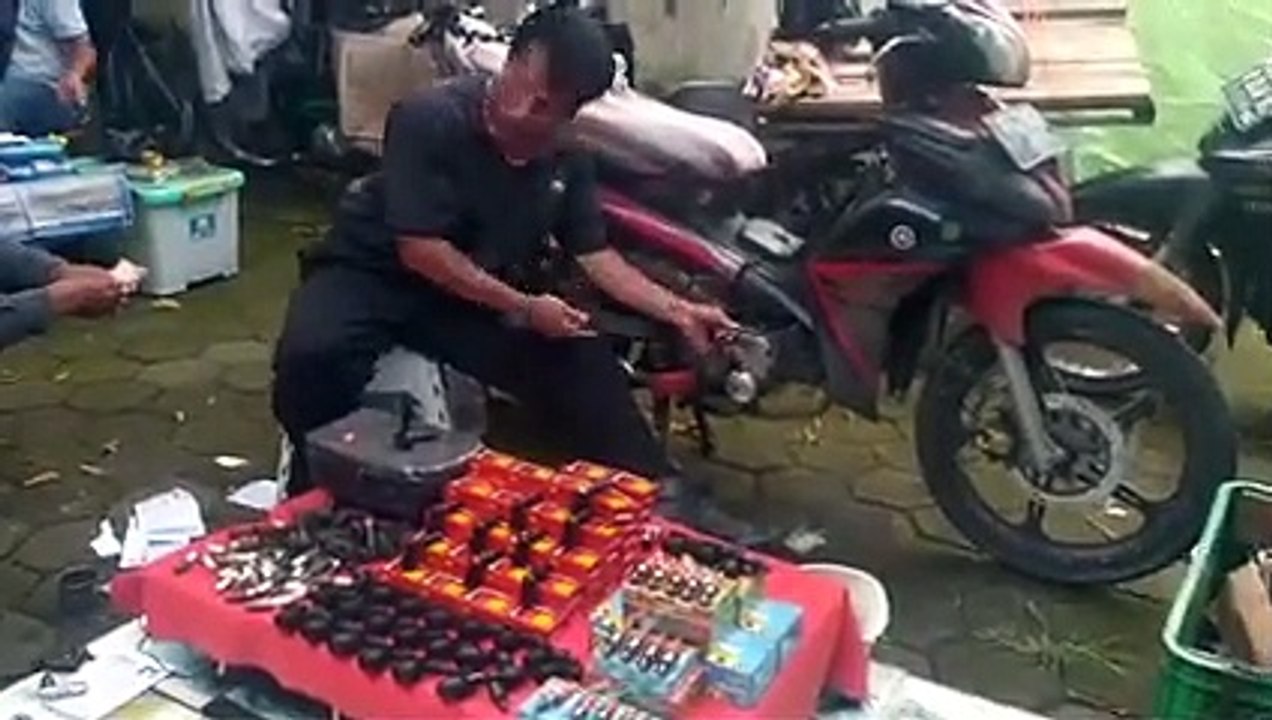 Penjualan knop busi motor