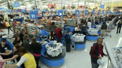 美 월마트 "백신 맞은 고객·직원에게 마스크 착용 면제" / YTN