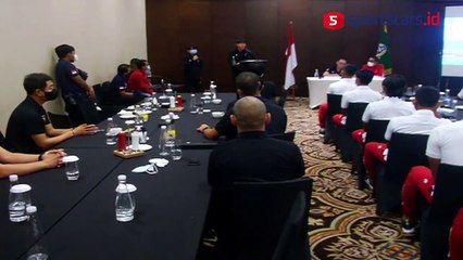 Ketua Umum PSSI Melepas Timnas ke Dubai