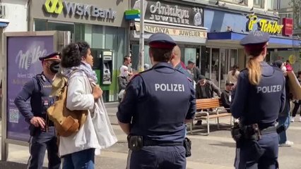 Avusturya'da yasağa rağmen İsrail'in Filistin'e yönelik saldırıları protesto edildi