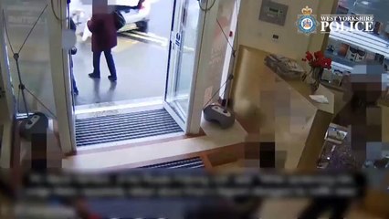 Direksiyon hakimiyetini kaybetti, 13 kişiyi yaraladı