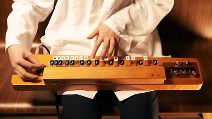 - How Can I Play This Koto Guitar