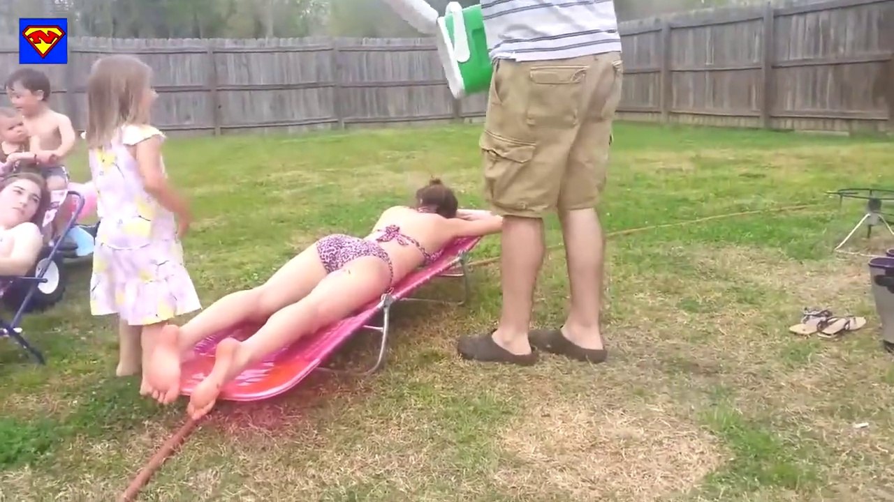 TRY NOT TO LAUGH