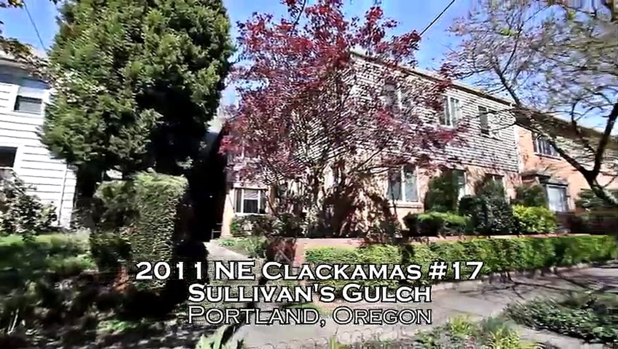 Super Cute Condo in Great Location in NE Portland  Oregon real estate