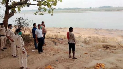 UP & Bihar Police start patrolling on the banks of the Ganga