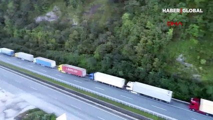Sarp Sınır Kapısı'nda 15 kilometrelik TIR kuyruğu: Üç gündür bekleyen var