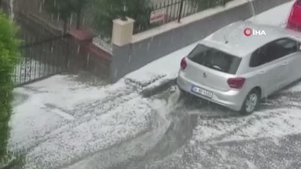 - Anadolu Yakası'nda dolu yağışı etkili oldu