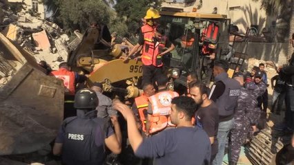 İsrail'in Gazze'ye düzenlediği saldırılarda hayatını kaybedenlerin sayısı 181'e yükseldi
