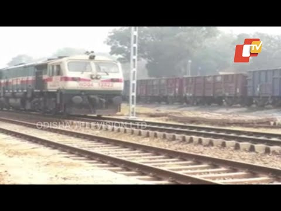 Lack Of Railway Connectivity Deprives Rairangpur Villagers | Odisha
