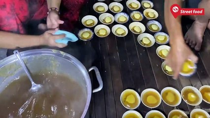 Món bánh bột cây dè, cả chợ Châu Đốc chỉ có 1 người bán