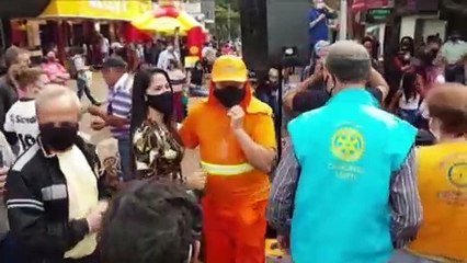 16 de maio - Dia do Gari: Homenagens são prestadas a esta importante classe que proporciona o bem-estar na cidade