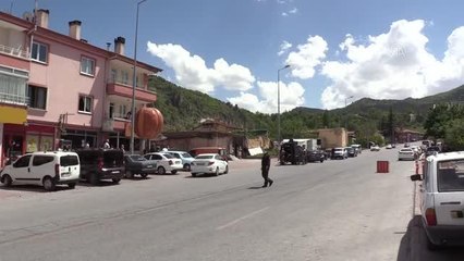 Son dakika! Kayseri'de evinin penceresinden etrafa ateş eden kişi, özel harekat polislerince gözaltına alındı