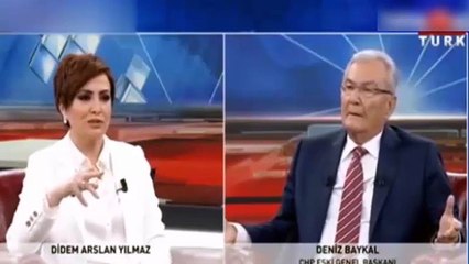 Deniz Baykal zor durumda kalınca Didem Arslan'ı azarladı