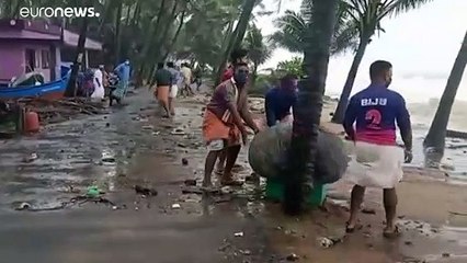 Zyklon-Schäden an Indiens Westküste