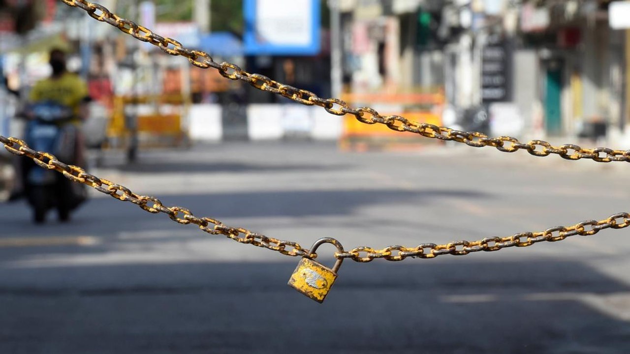 Coronavirus: Lockdown extended in UP, Haryana and Bengal