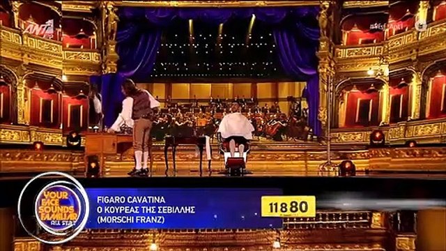 YFSF All Star: Ο Λευτέρης Ελευθερίου ως Κουρέα της Σεβίλλης