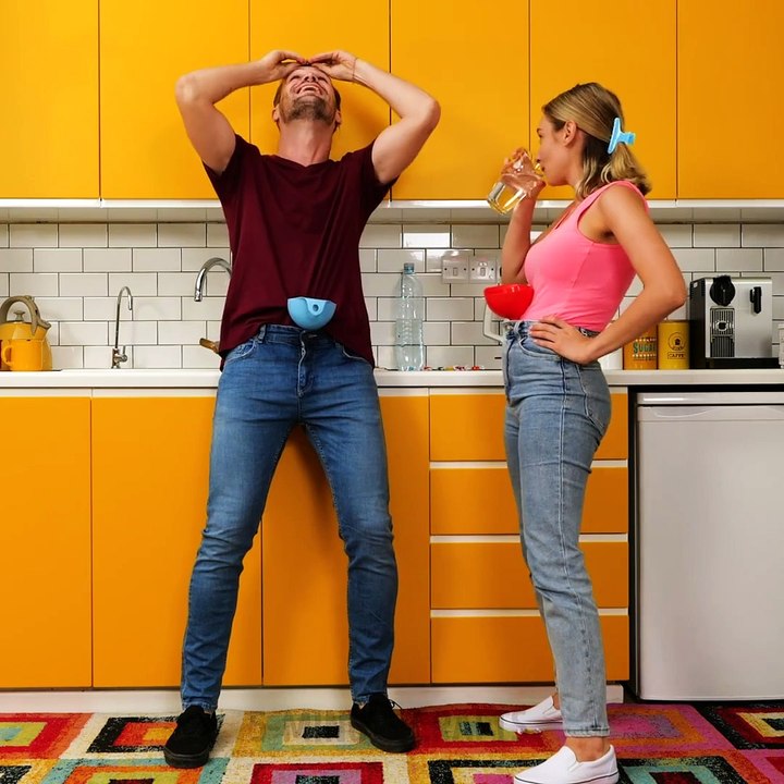 5-Minute Crafts - Crazy couple pranks each other to the extreme _