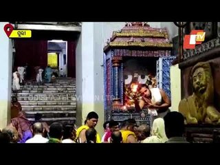 Early Morning Alati Of Lord Patitapabana At Puri Srimandir