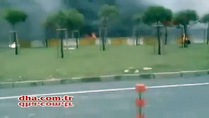 Beylikdüzü'nde düşen helikopterin patlama anı kamerada