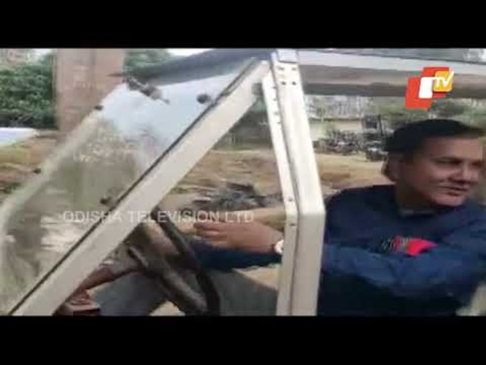 Odisha Farmer Builds Electric Car Powered By Solar Panels