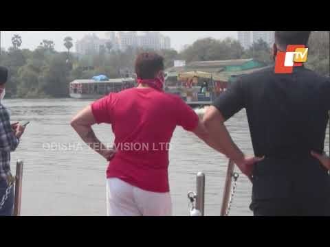 Saif Ali Khan Spotted At Versova Jetty In Mumbai