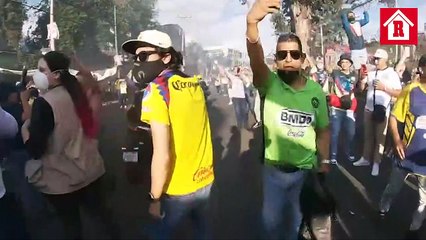 Aficionados de las Águilas recibieron en grande al equipo a su llegada al Estadio Azteca