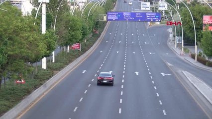 17 günlük 'tam kapanma' sona erdi, Ankara'da hareketlilik başladı