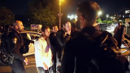 Los cazas israelíes bombardean de madrugada la ciudad de Gaza