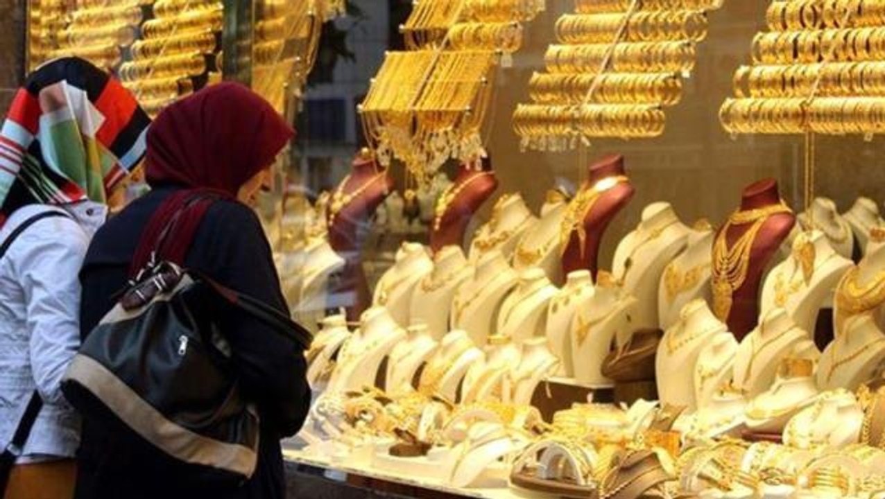İslam Memiş'ten altına yatırım yapanları heyecanlandıran tahmin: Bu yaz 600 lira seviyeleri görülebilir